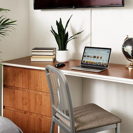 Intown Suites Extended Stay Austin Tx - North Lamar Екстериор снимка
