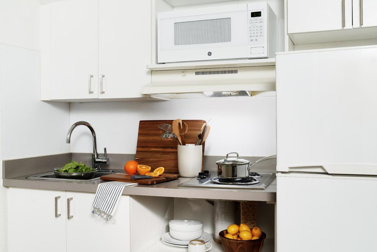 Intown Suites Extended Stay Austin Tx - North Lamar Екстериор снимка